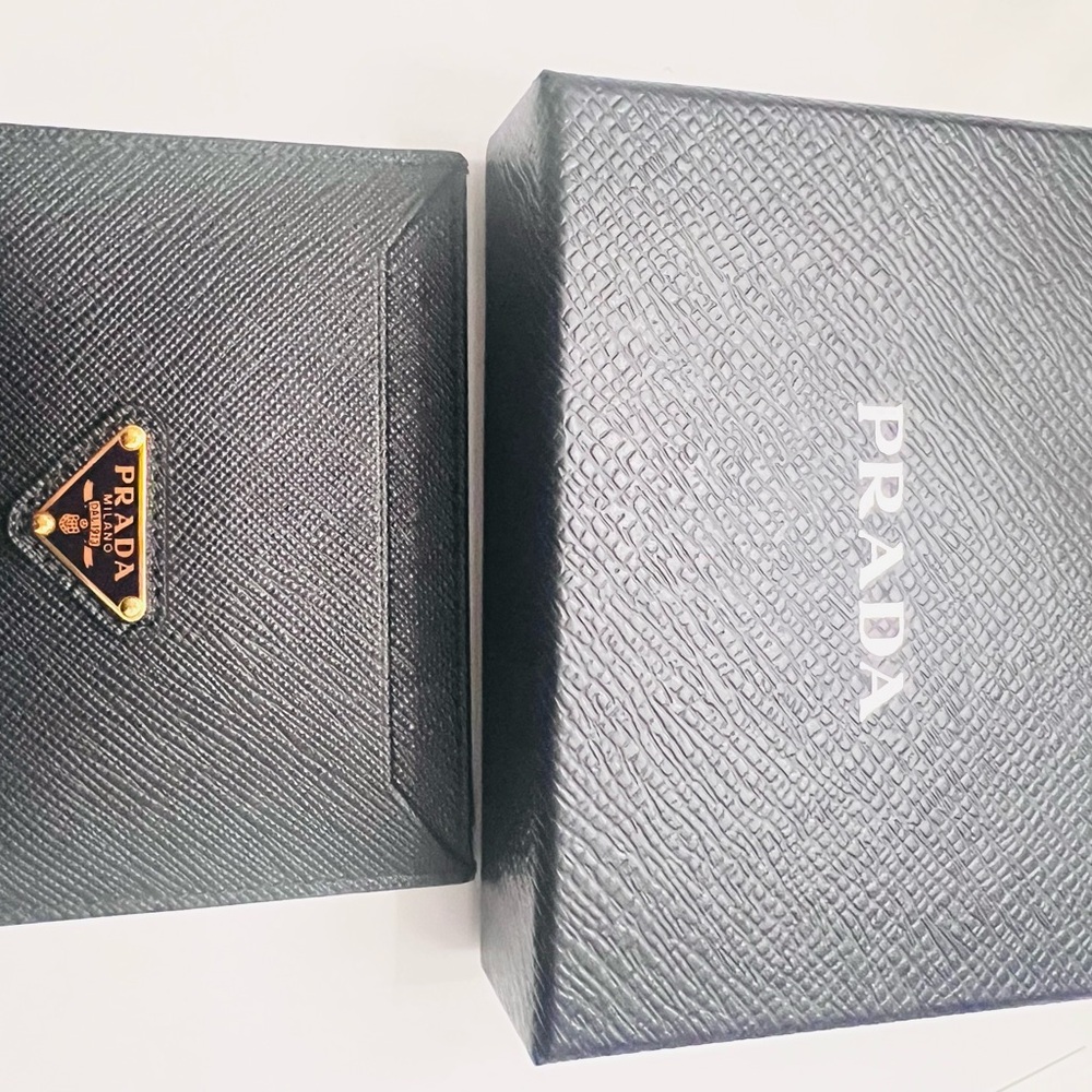 Prada Black Saffiano Leather Card Holder - BRAND NEW - AUTHENTIC!❤️ - Picture 9 of 9